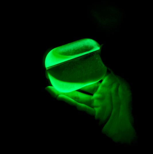 Lumashell airpod Case Green